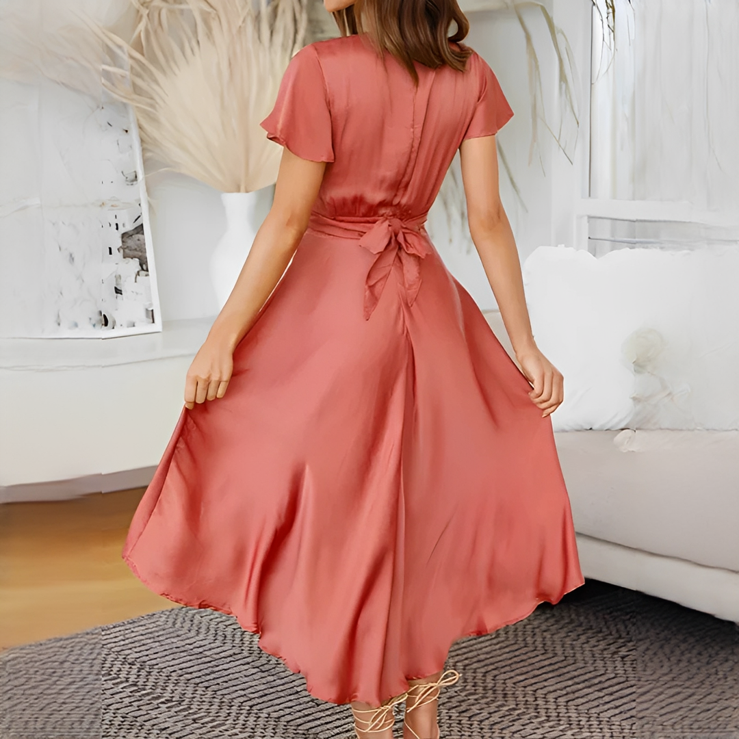 Elly - Chic Asymmetrical Dress