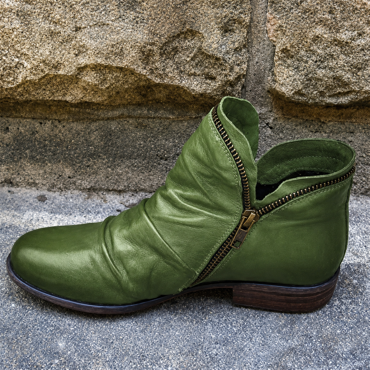 Julie - Stylish Zippered Boots