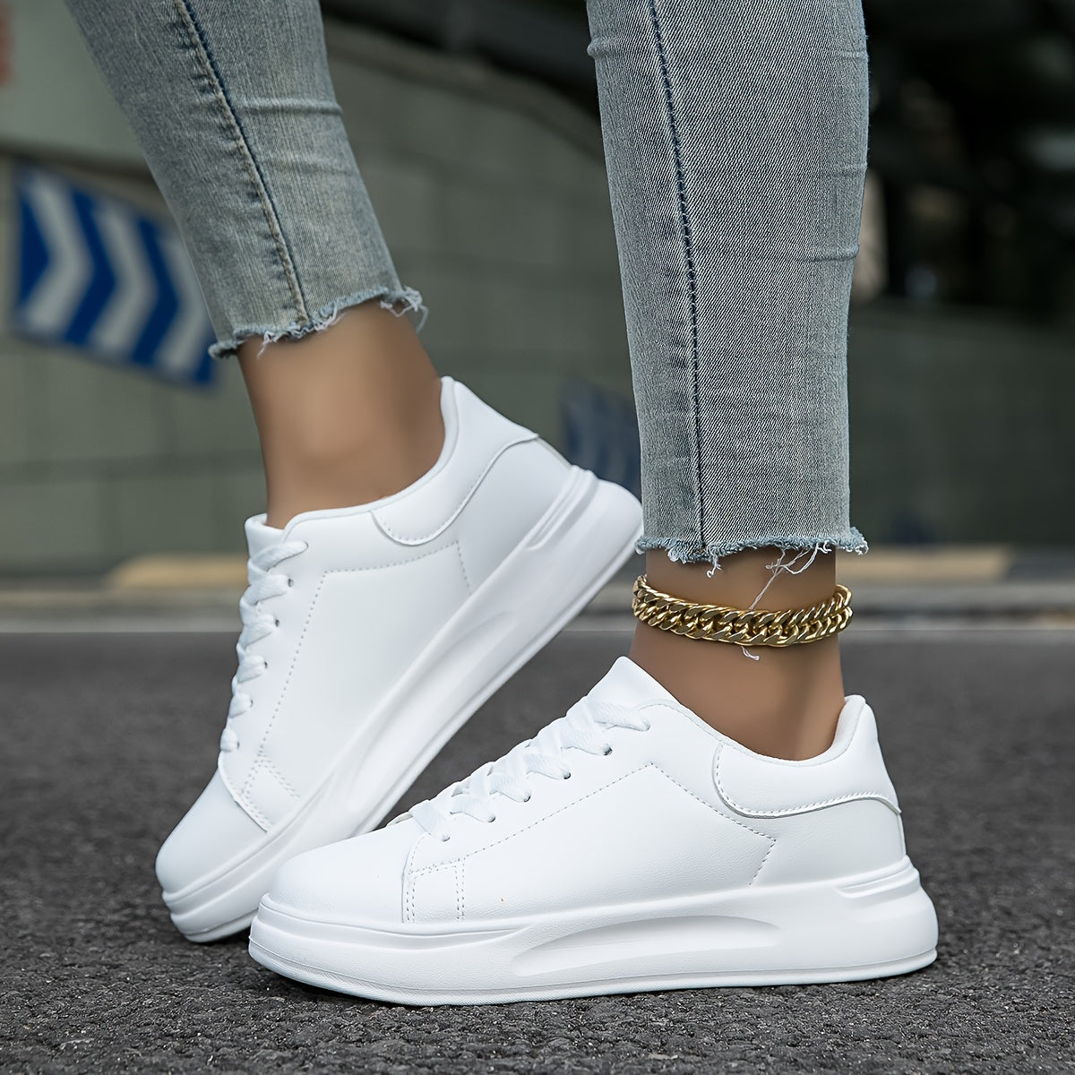 Layla - Women's white sneakers for everyday fashion