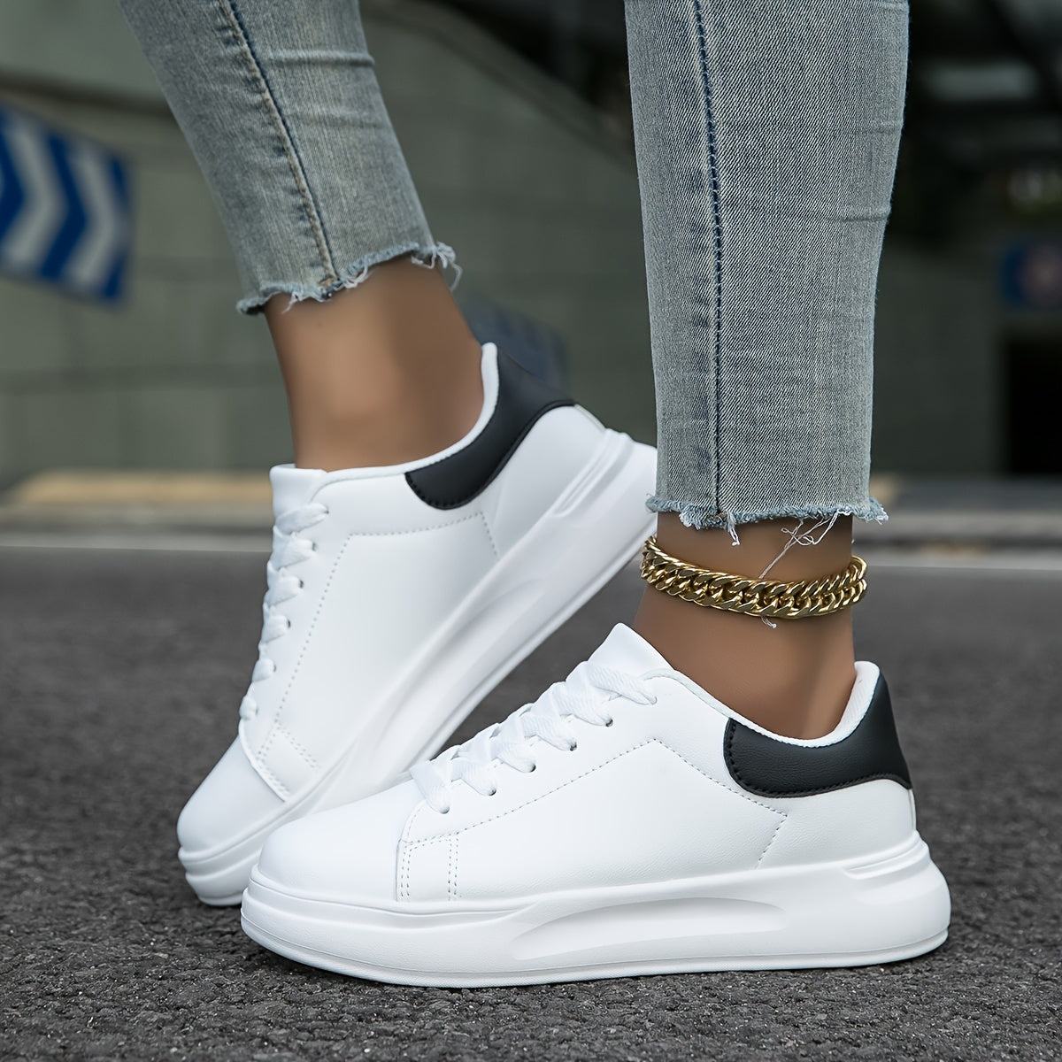 Layla - Women's white sneakers for everyday fashion