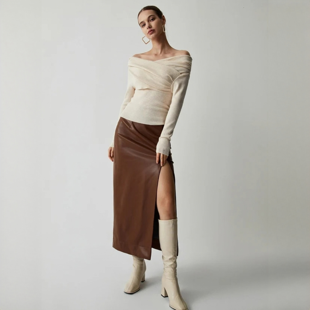 Yasmin - Stylish off-shoulder top