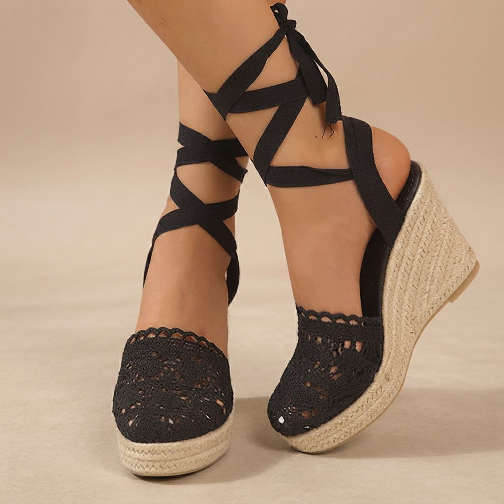 Jeanede - Chic Wedge Heeled Lace-Up Sandals