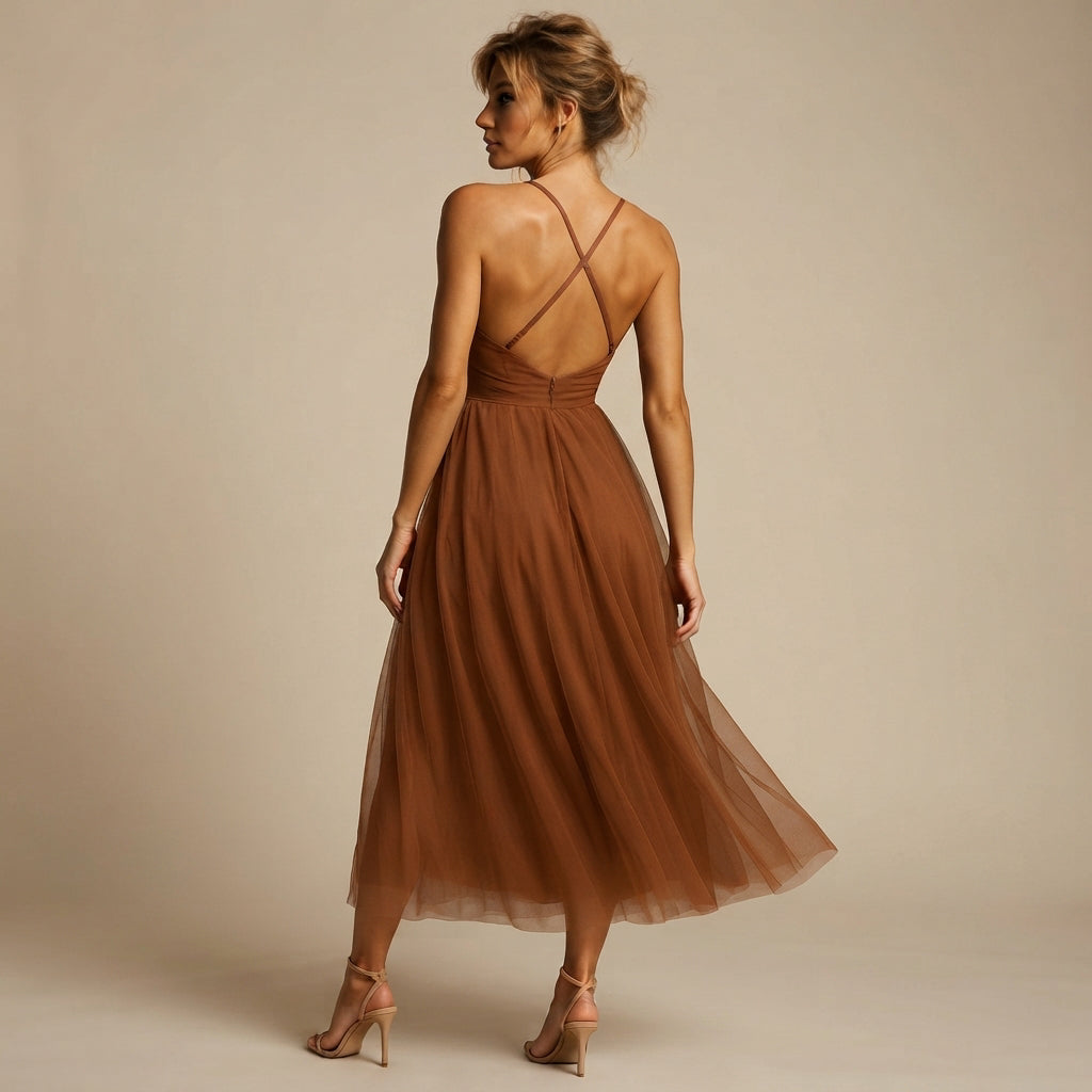 Cynthia - Stylish and Elegant Midi Dress