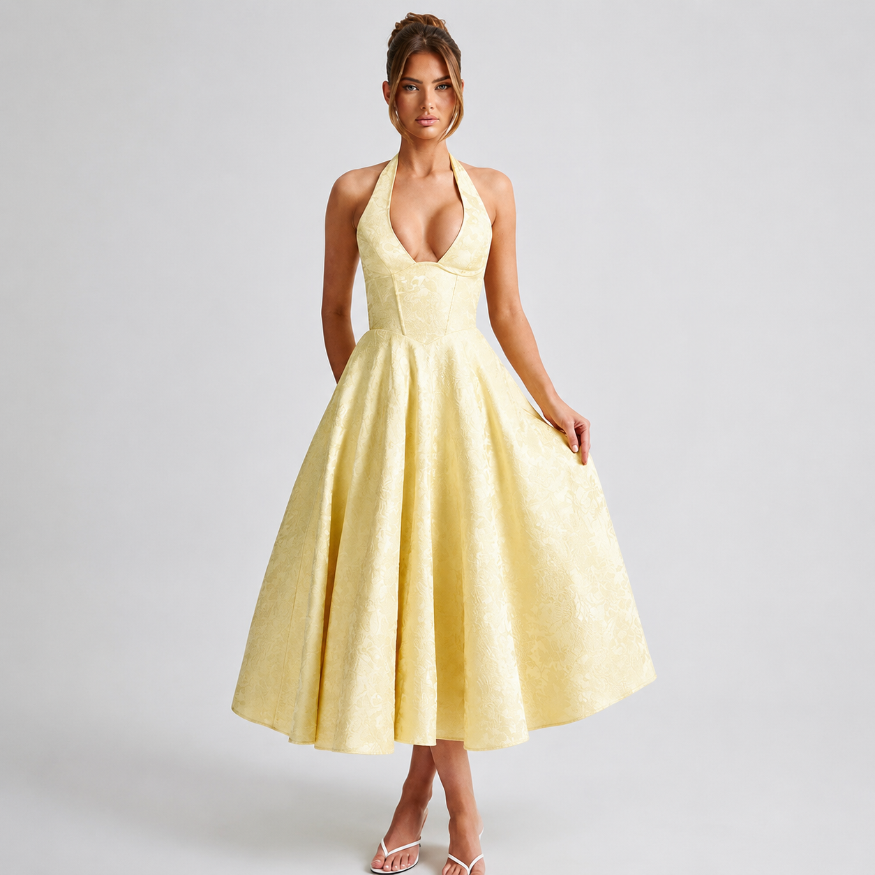 Dahlia - Sophisticated V-neck Halter Sleeveless Dress