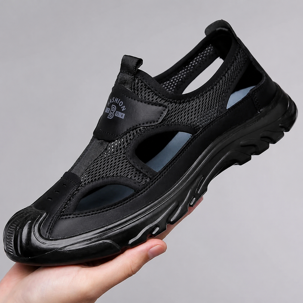 Zareen - Airflow Outdoor Shoes
