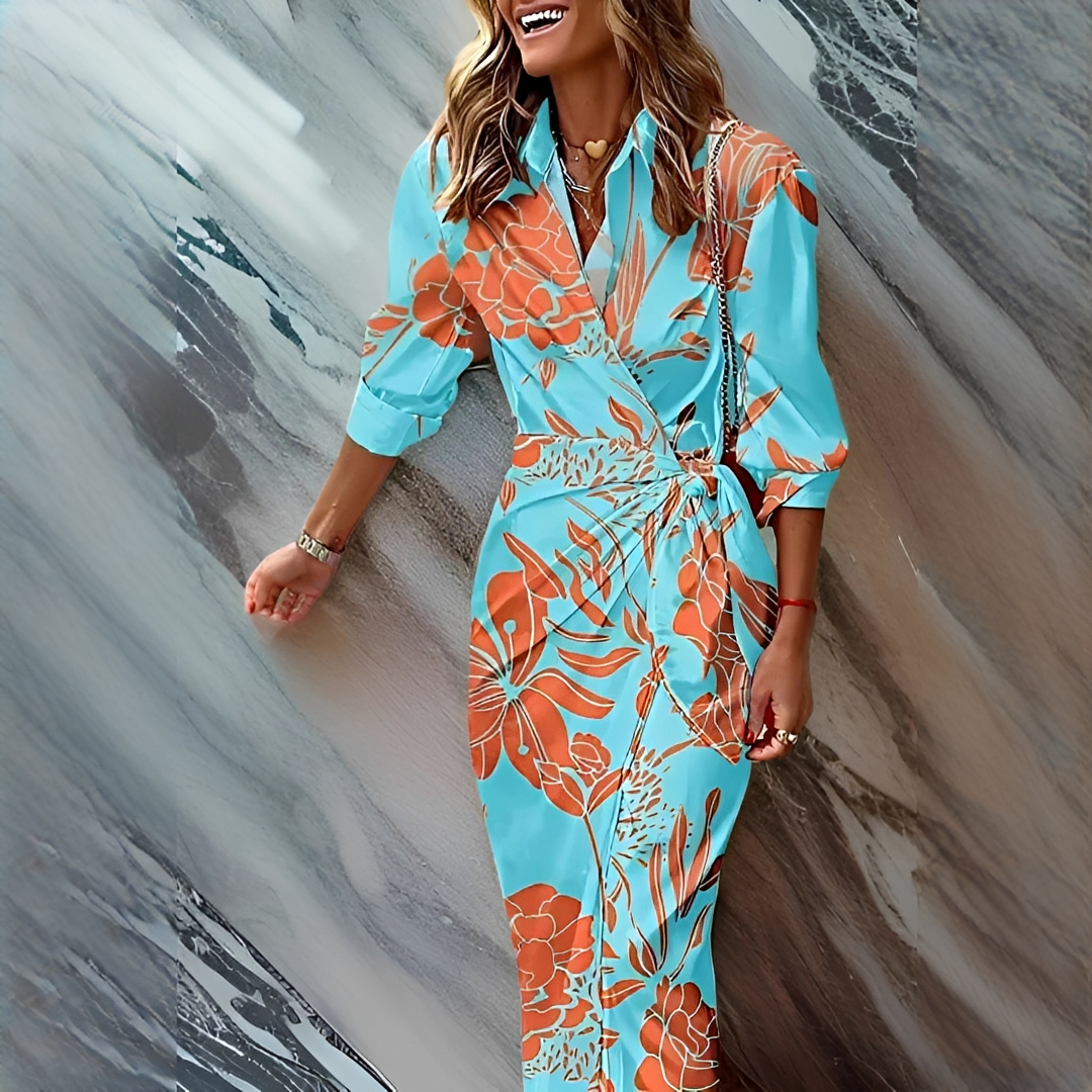 Emily - Stylish and Sophisticated Striped Dress
