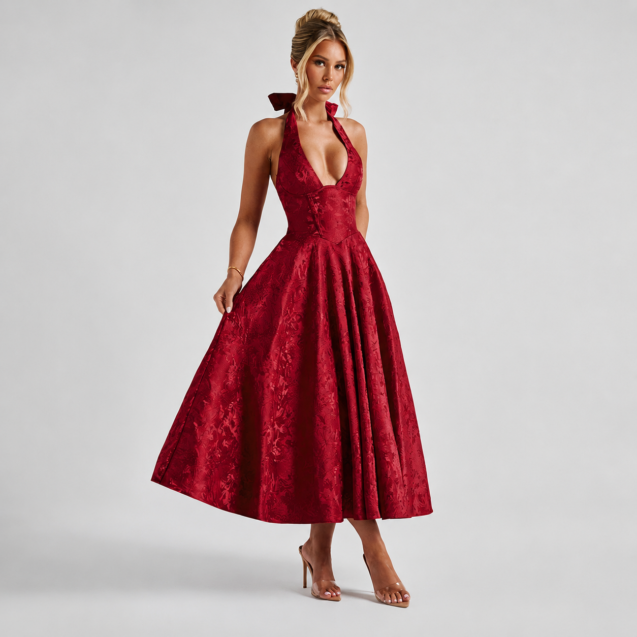Dahlia - Sophisticated V-neck Halter Sleeveless Dress