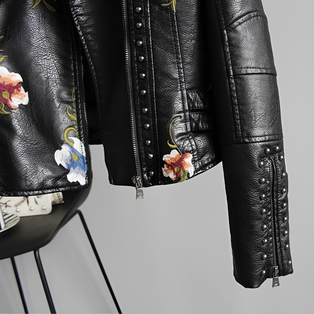 Zoey - Vintage Embroidered Jacket