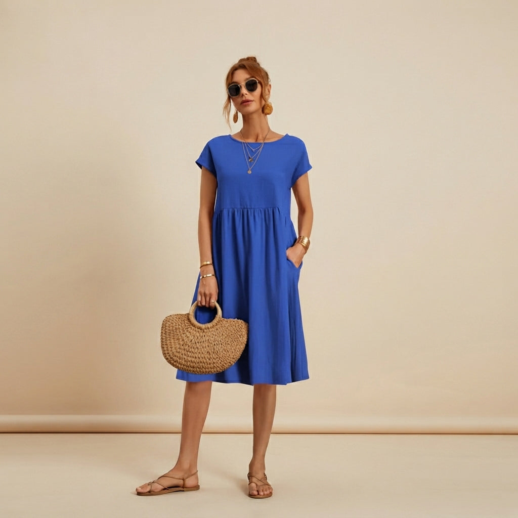 Shamzi - Sleek Round-Neck Midi Dress