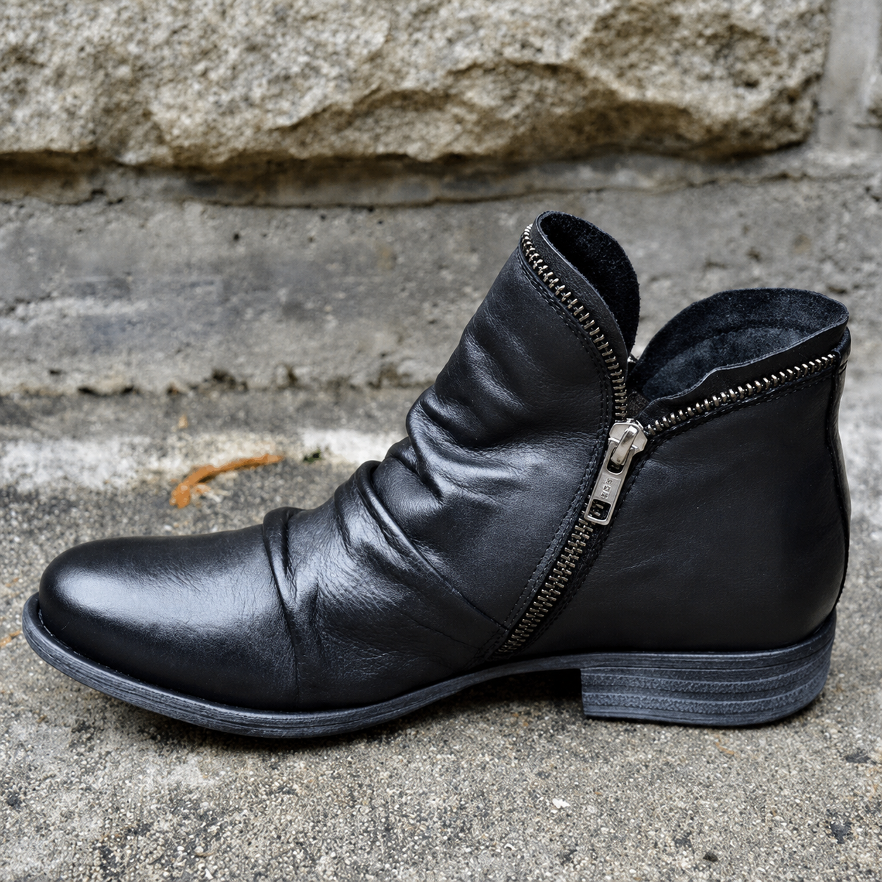 Julie - Stylish Zippered Boots