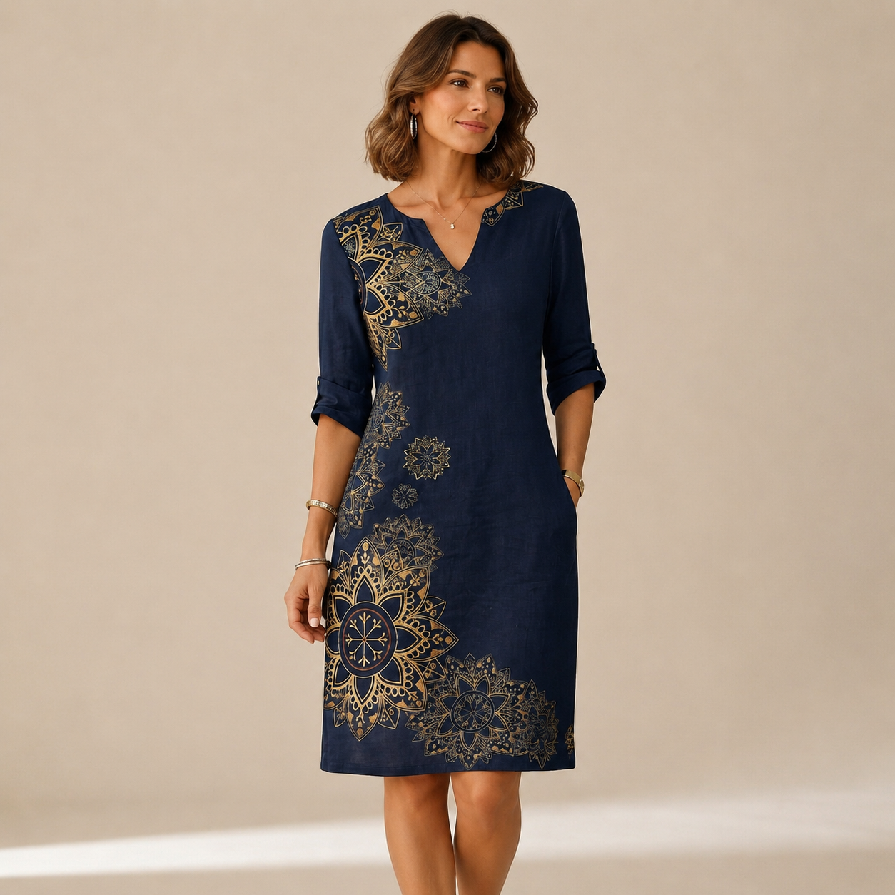 Ninna - Stylish and Flowing V-Neck Dress
