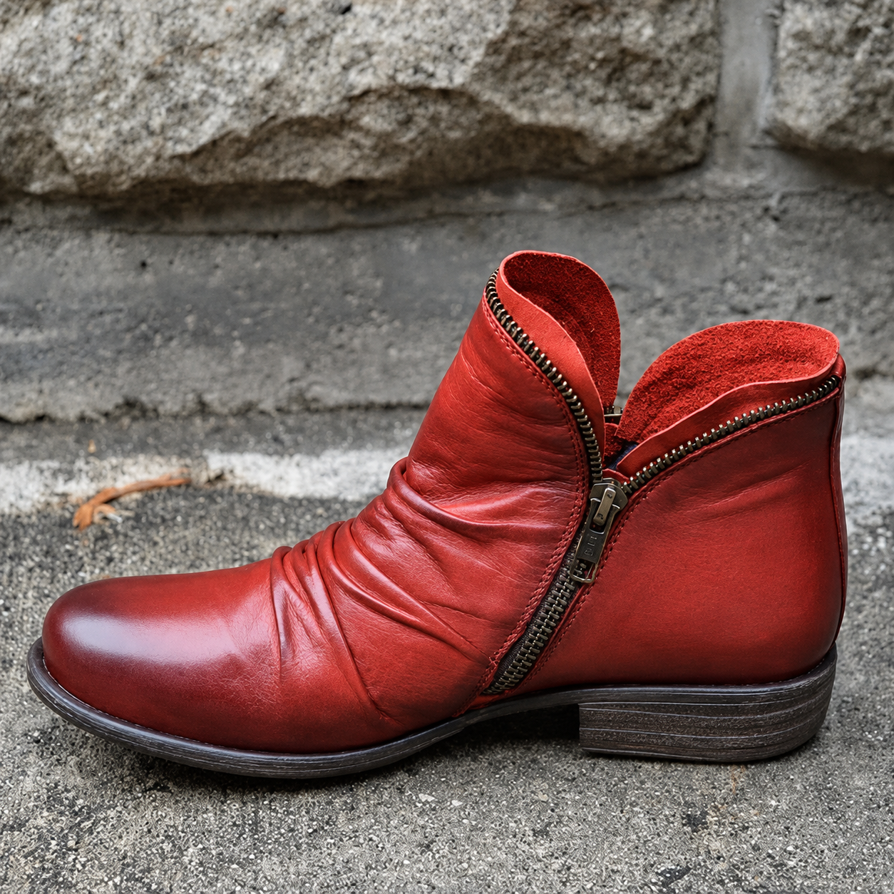 Julie - Stylish Zippered Boots