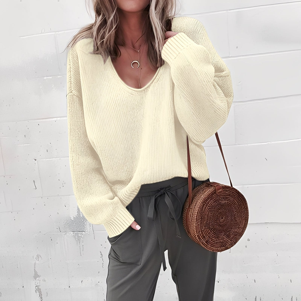 Ariella - Soft, warm sweater with V-neck