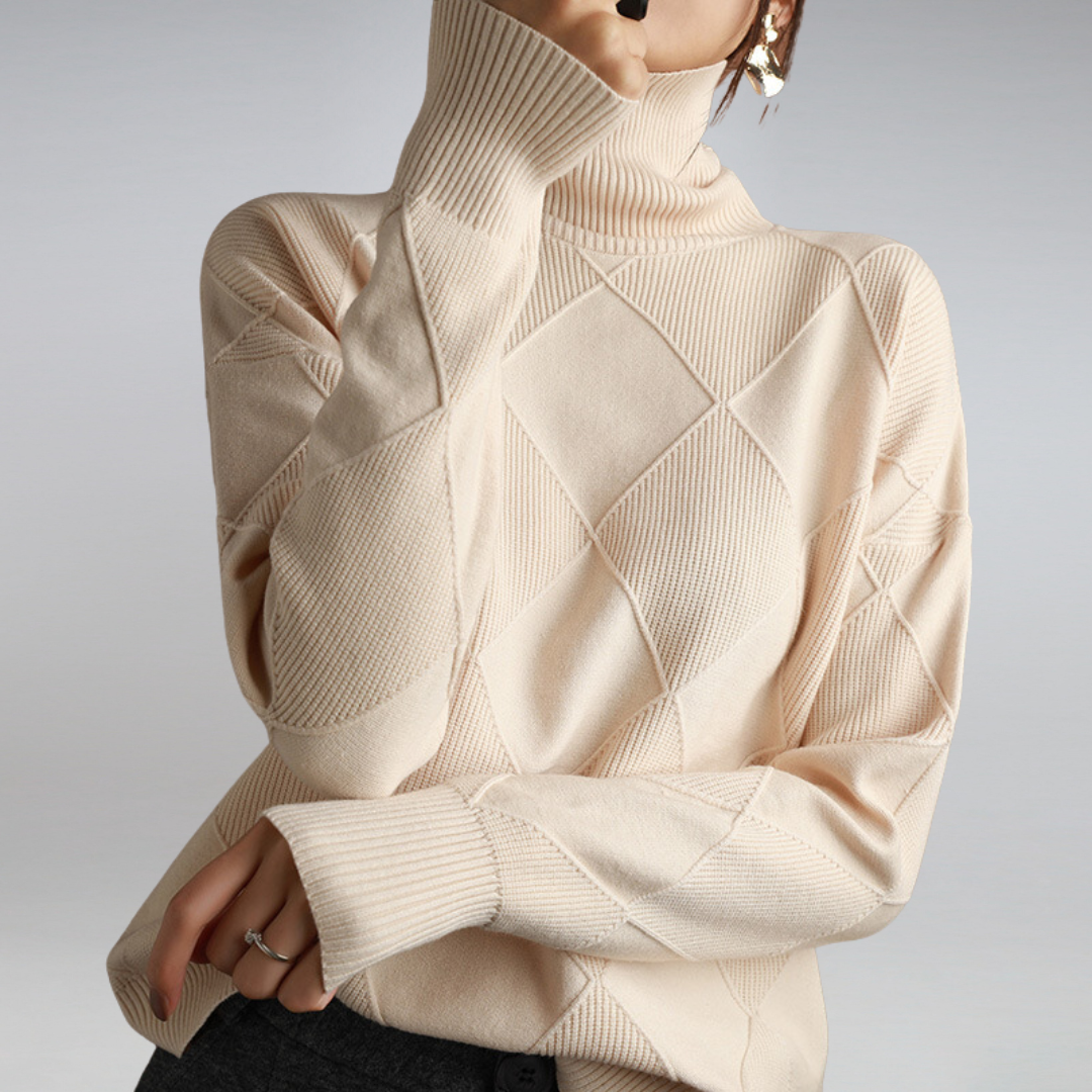 Camille - Fashionable and cozy turtleneck sweater
