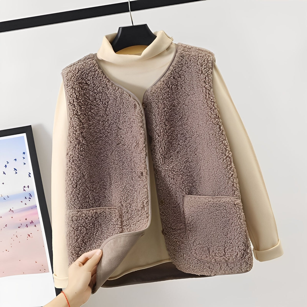 Raine - Warm and cozy vest