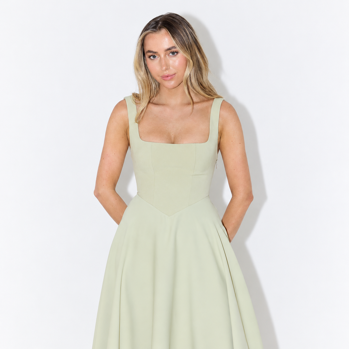Melisandre - Midi Dress for Women, Elegant & Versatile