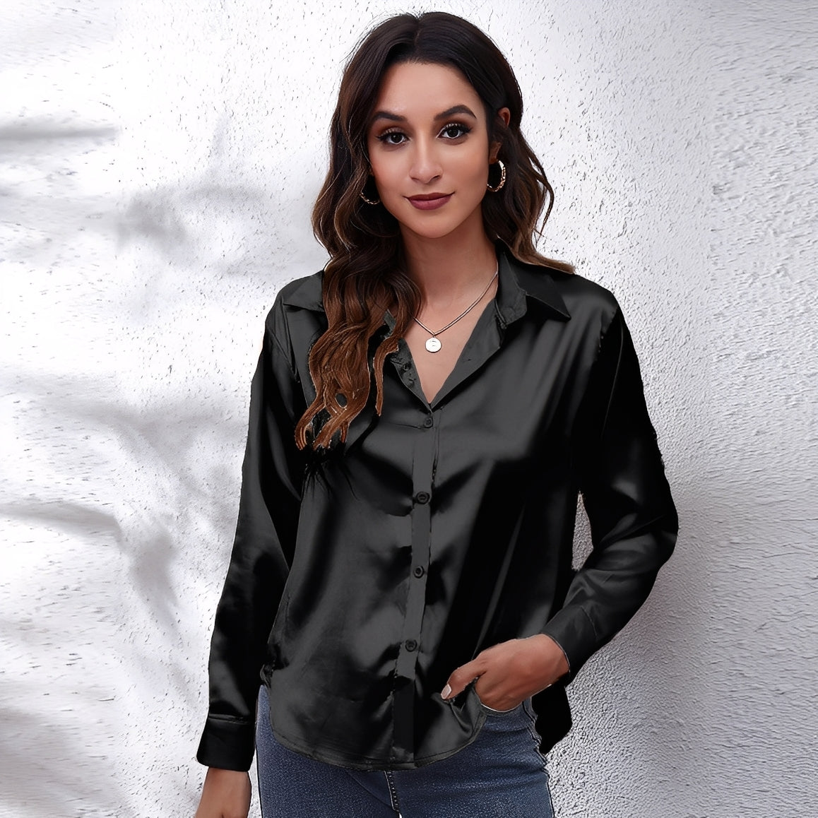 Haylee - Breezy and shiny blouse
