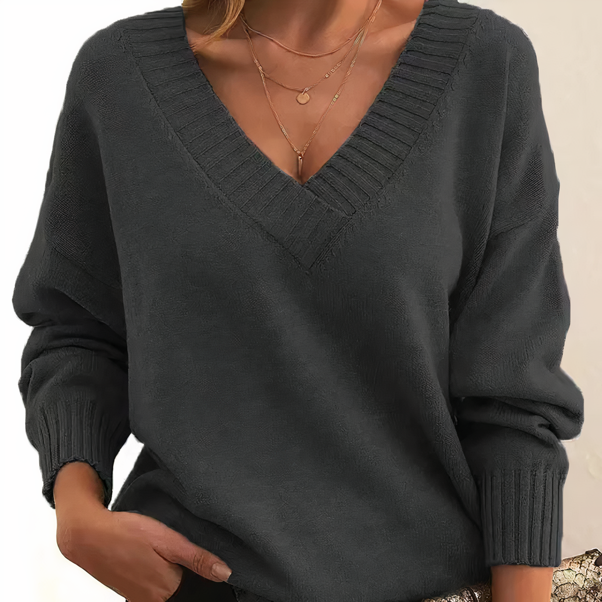 Autumn – Fashionable and Comfortable Sweater