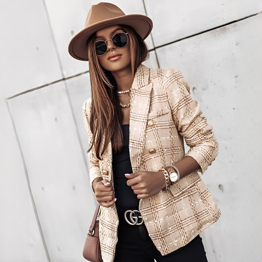 Cheri - Trendy and stylish blazer