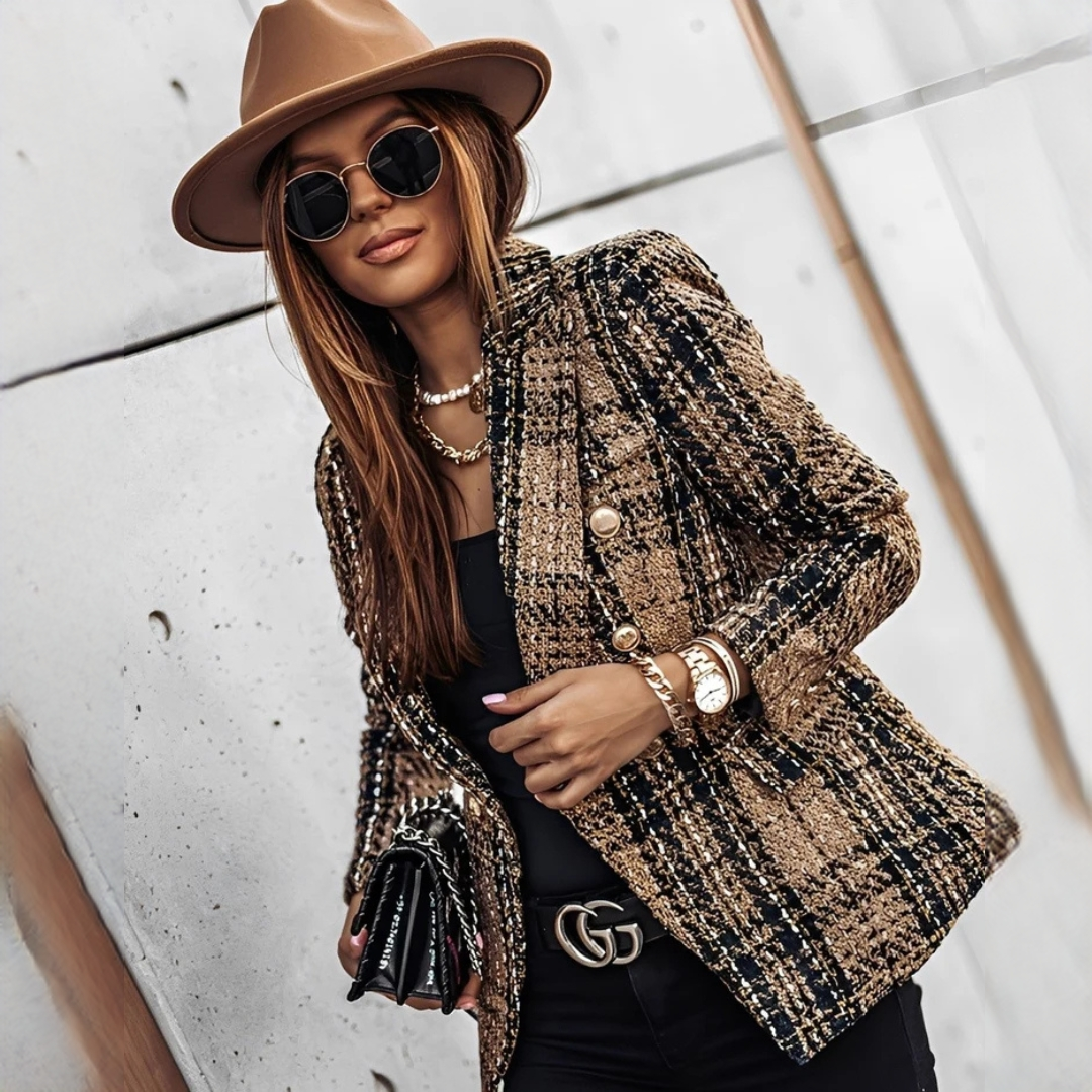 Cheri - Trendy and stylish blazer
