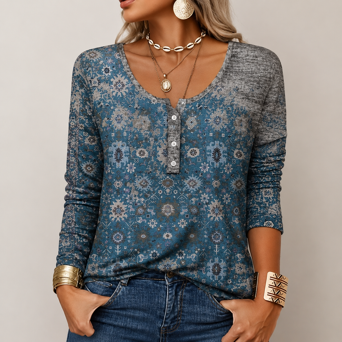 Hilde - Elegant Sweater with Aztec Print