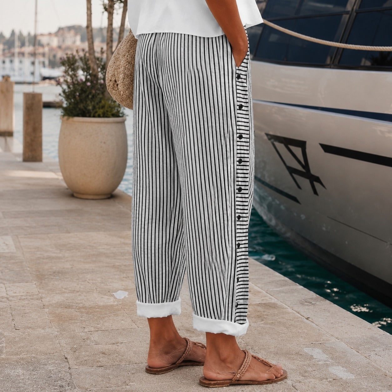 Rachael - Loose-Fit Trousers with Side Pockets
