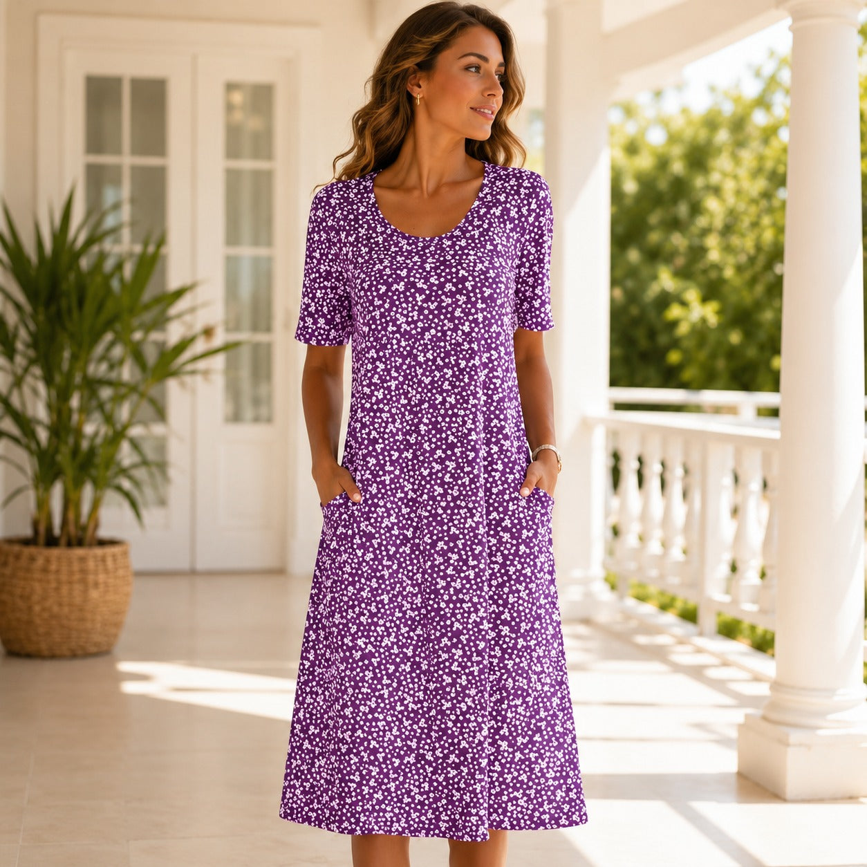 Yasmin - Short Sleeved Dress with Floral Pattern