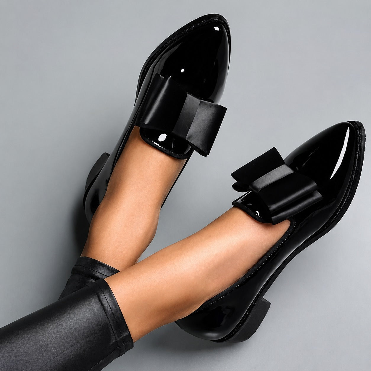 Rachel - Elegant Shoes with Ribbon