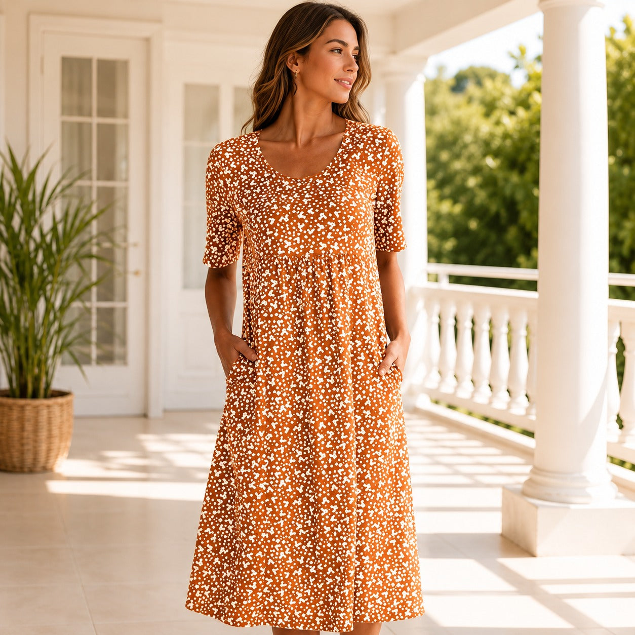 Yasmin - Short Sleeved Dress with Floral Pattern