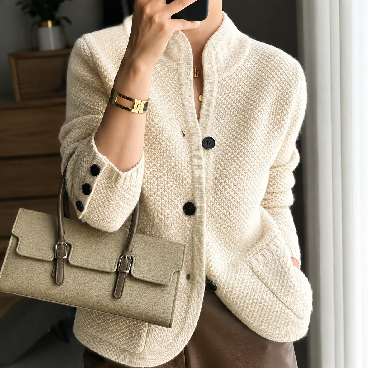 Edda - Warm cardigan with buttons