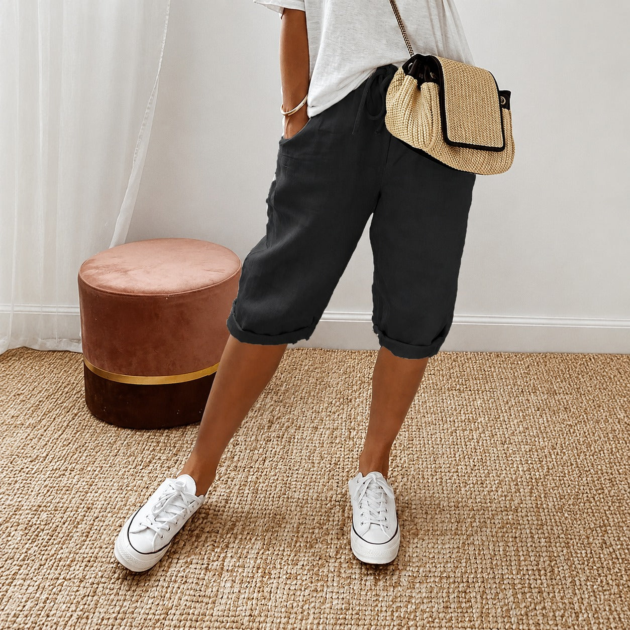 Ella - Casual Shorts with Moisture-wicking Properties