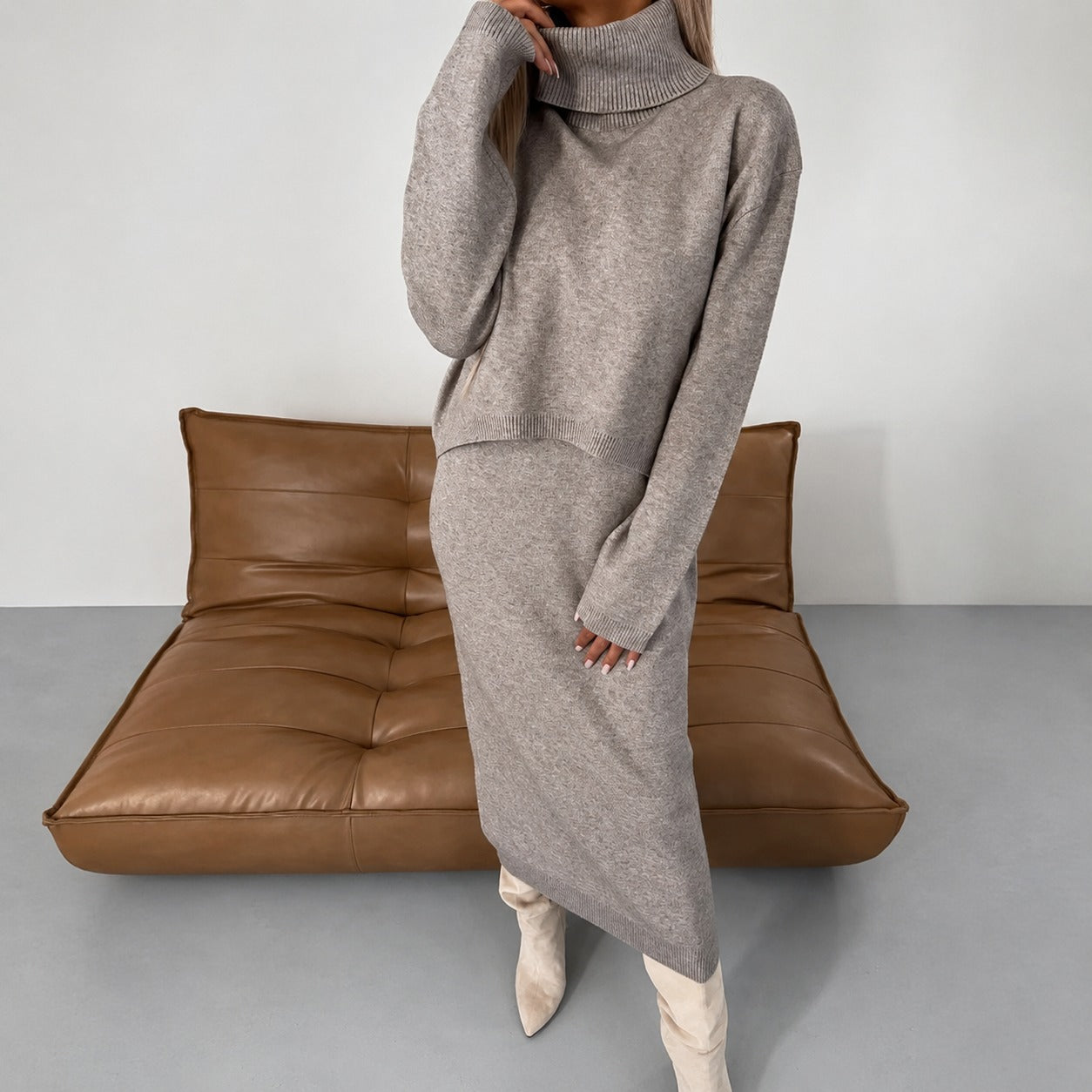 Odette - Casual set with dress and turtleneck sweater