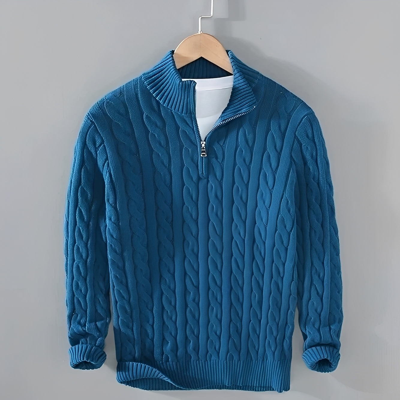 Levi - Stylish Warm Sweater
