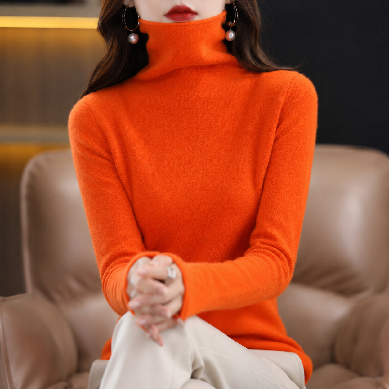 Akainu - Elegant Turtleneck Sweater