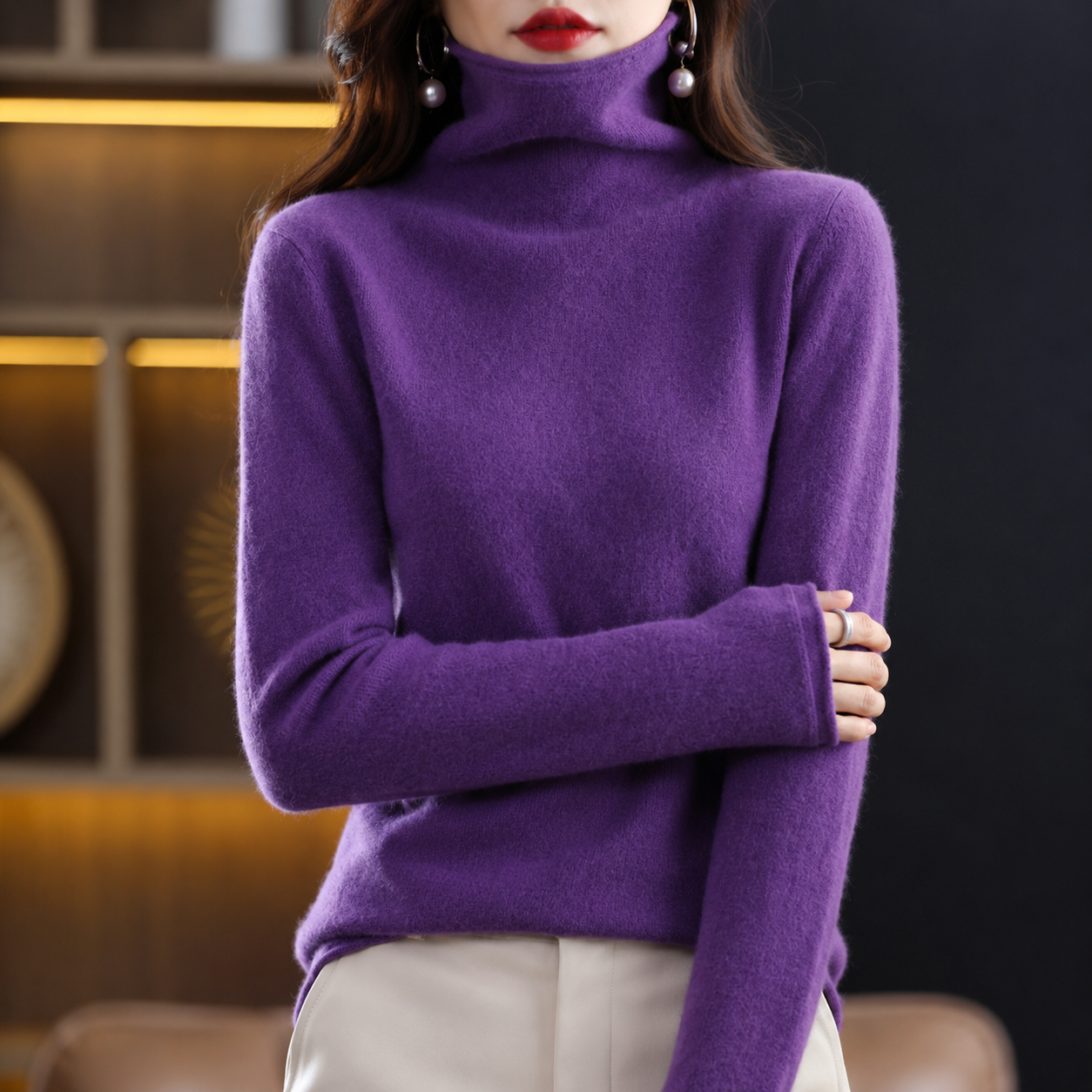 Akainu - Elegant Turtleneck Sweater