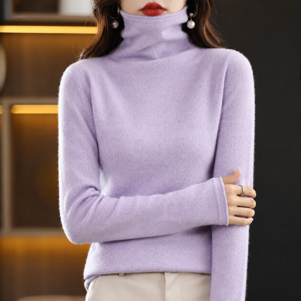 Akainu - Elegant Turtleneck Sweater