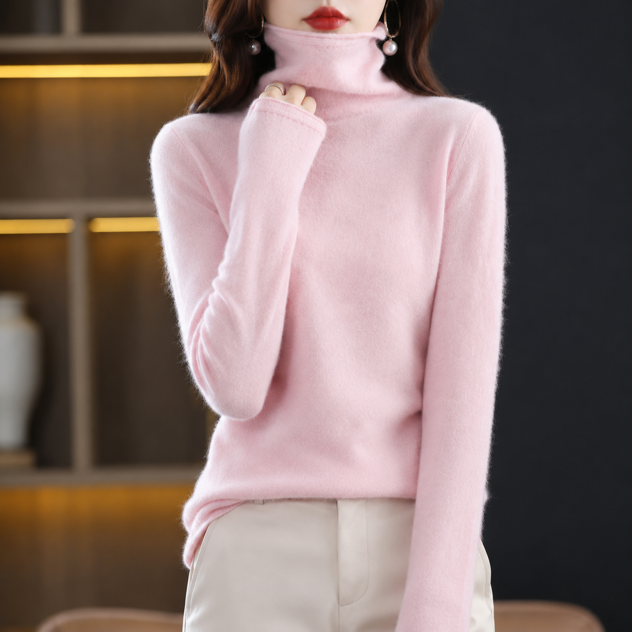 Akainu - Elegant Turtleneck Sweater