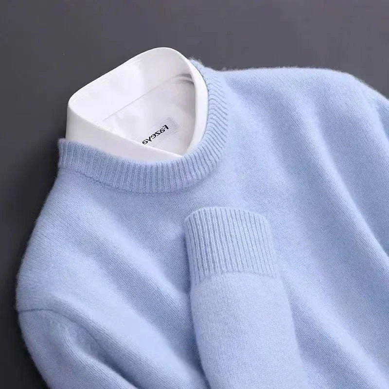 Warren - Classic and Cozy Sweater