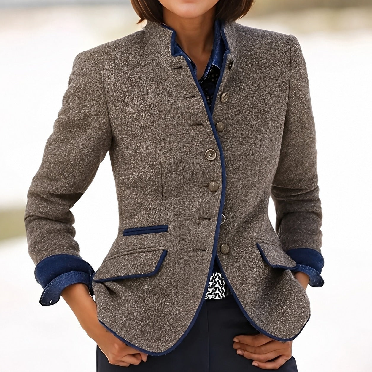 Kaelyn - Elegant and Comfortable Blazer