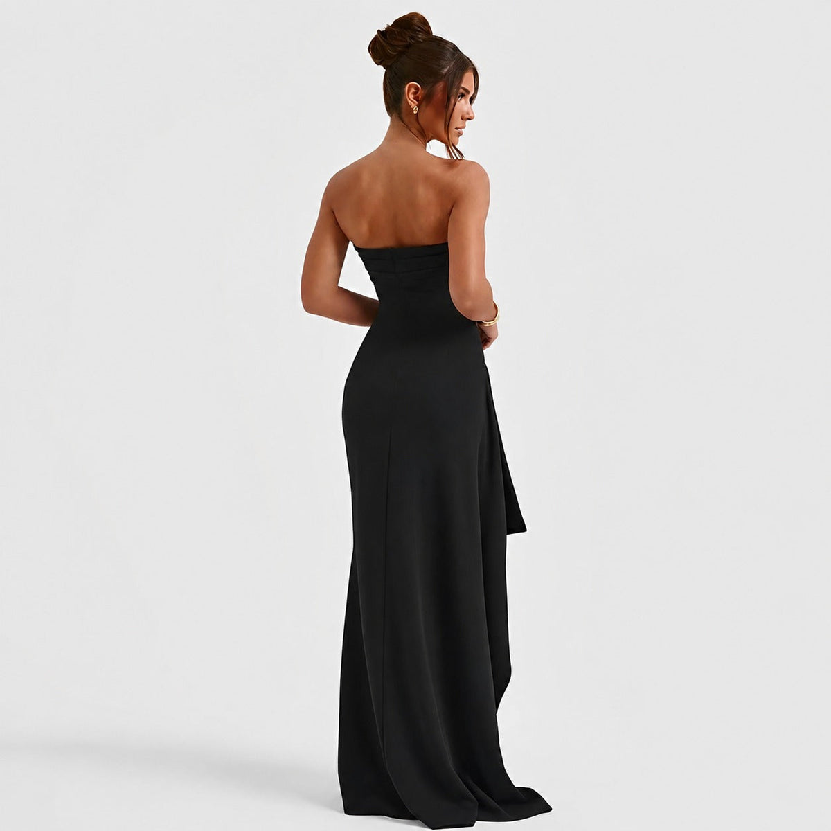 Aubree - Fashionable dress with back cutout and slit for women