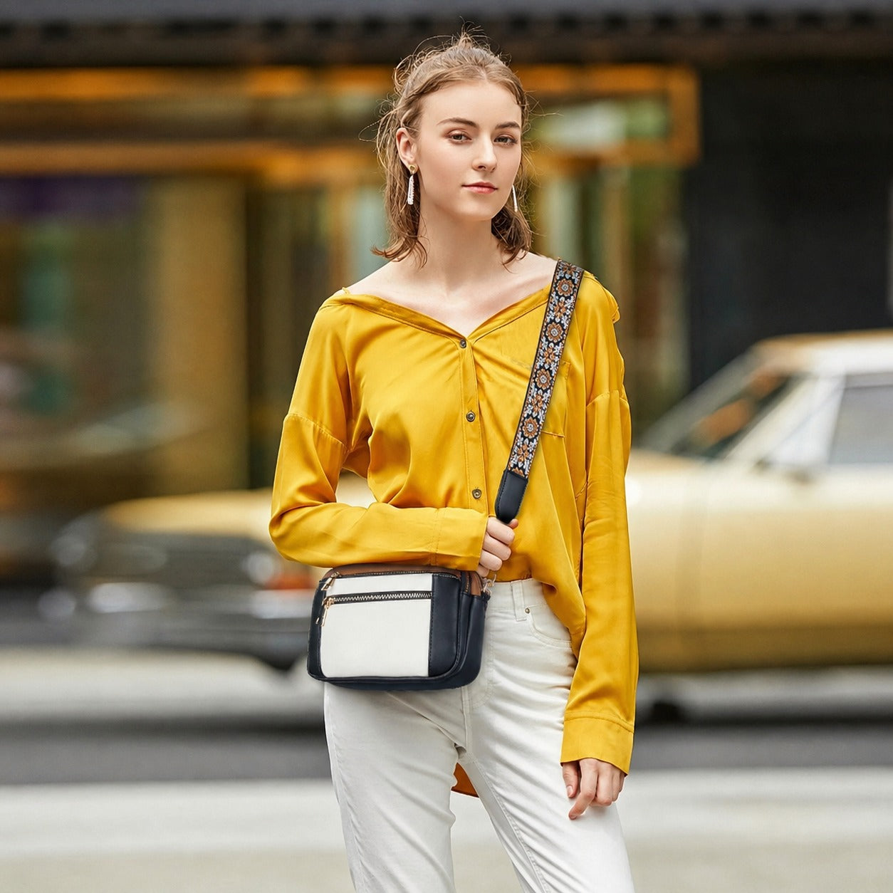 Marissa - Stylish zippered jacket