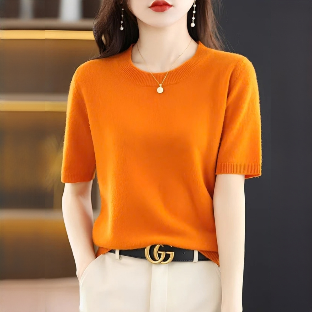Blandine - Elegant and smooth T-shirt