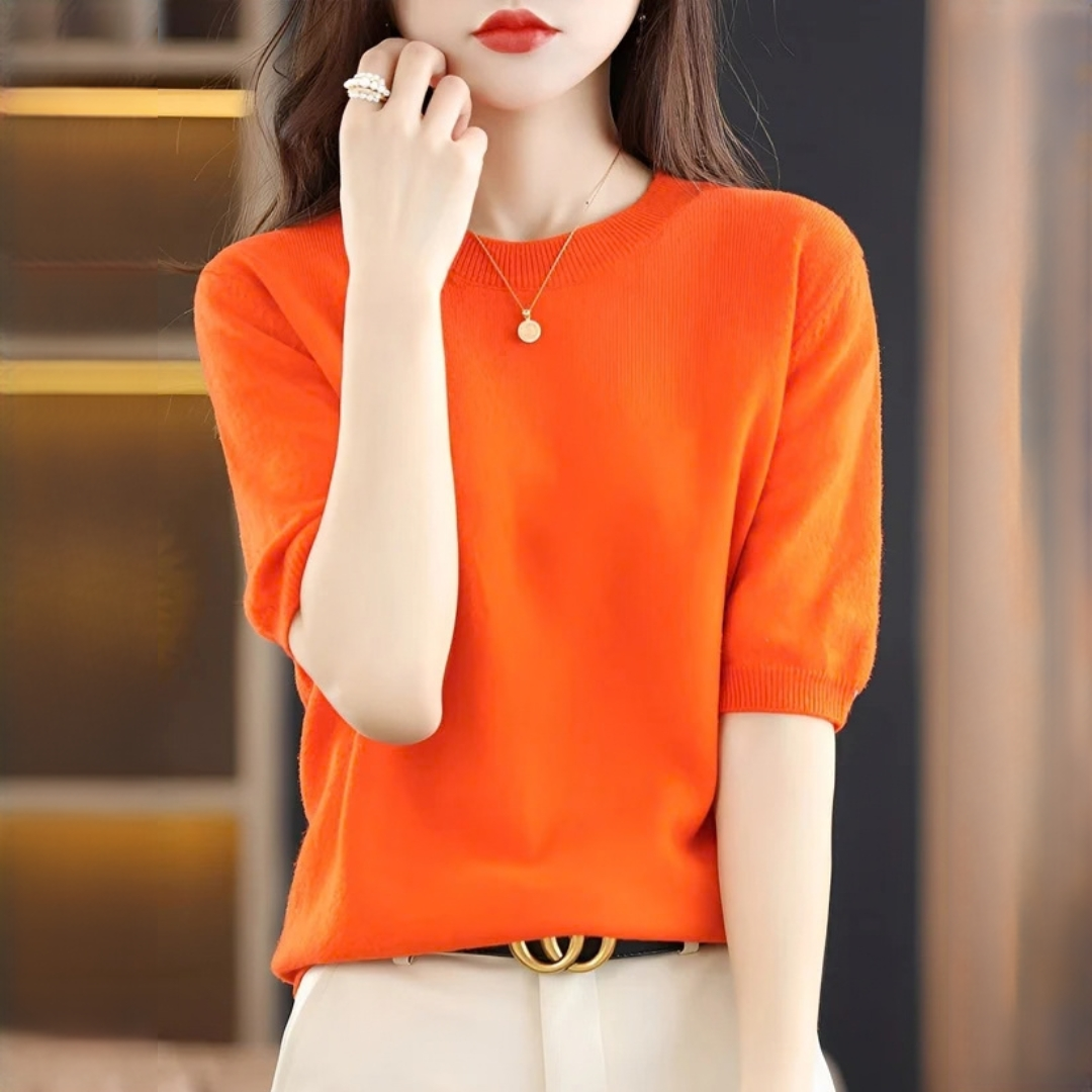 Blandine - Elegant and smooth T-shirt