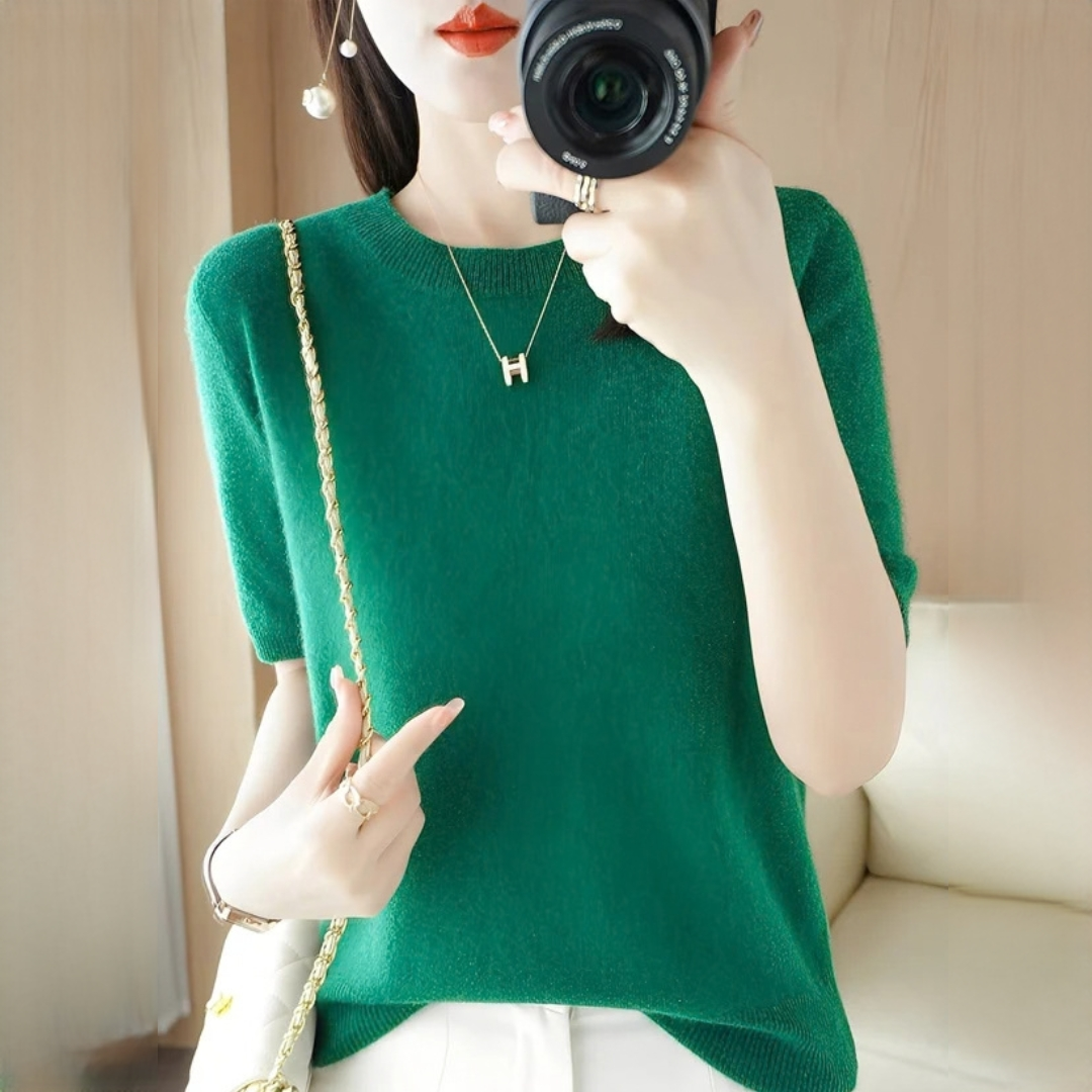 Blandine - Elegant and smooth T-shirt