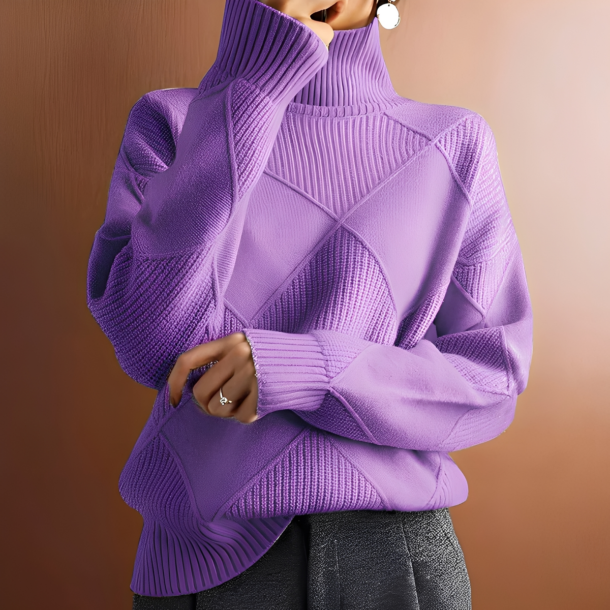 Morgan - Cozy sweater with high collar