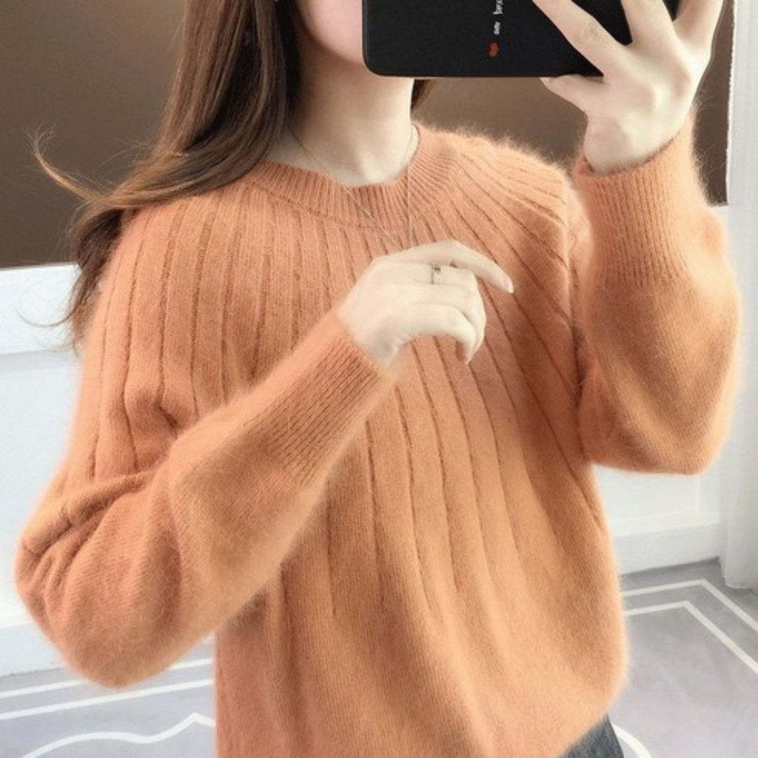 Kylenne - Cozy and comfy sweater