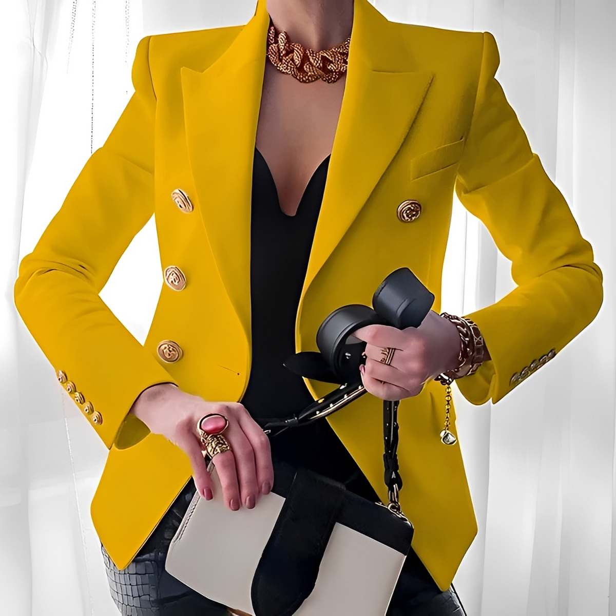 Elesa - Stylish and sophisticated blazer