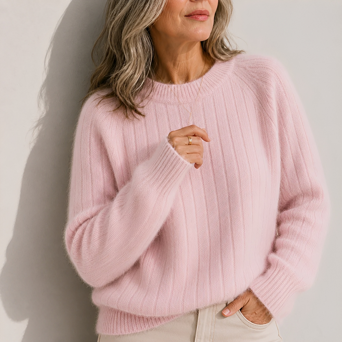 Conie - Stylish and cozy sweater