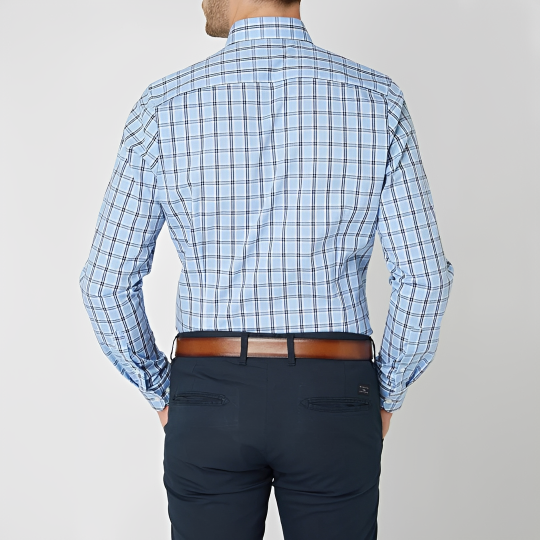 Louis - Stylish and versatile checkered shirt