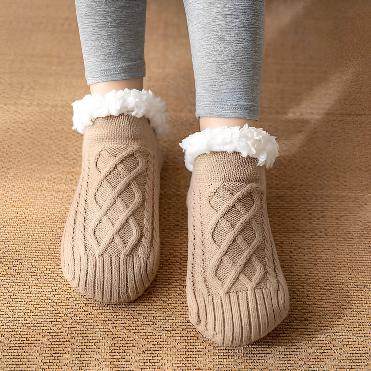 Raquel - Warm and cozy socks